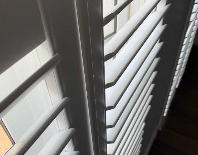 Do Plantation Shutters Block Out Light in a Room? SOM Blinds